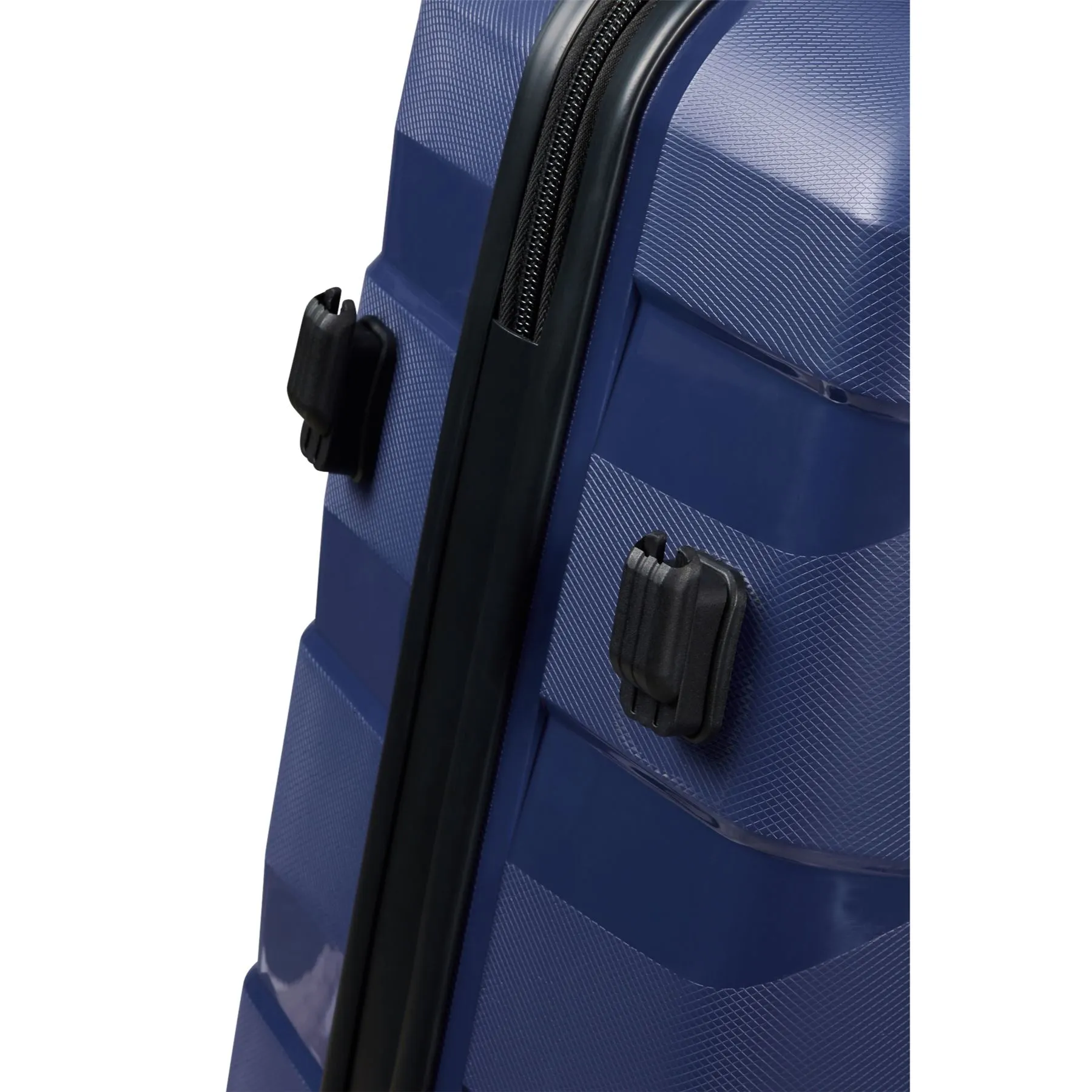 American Tourister Air Move Hardside 4 Wheel Suitcase