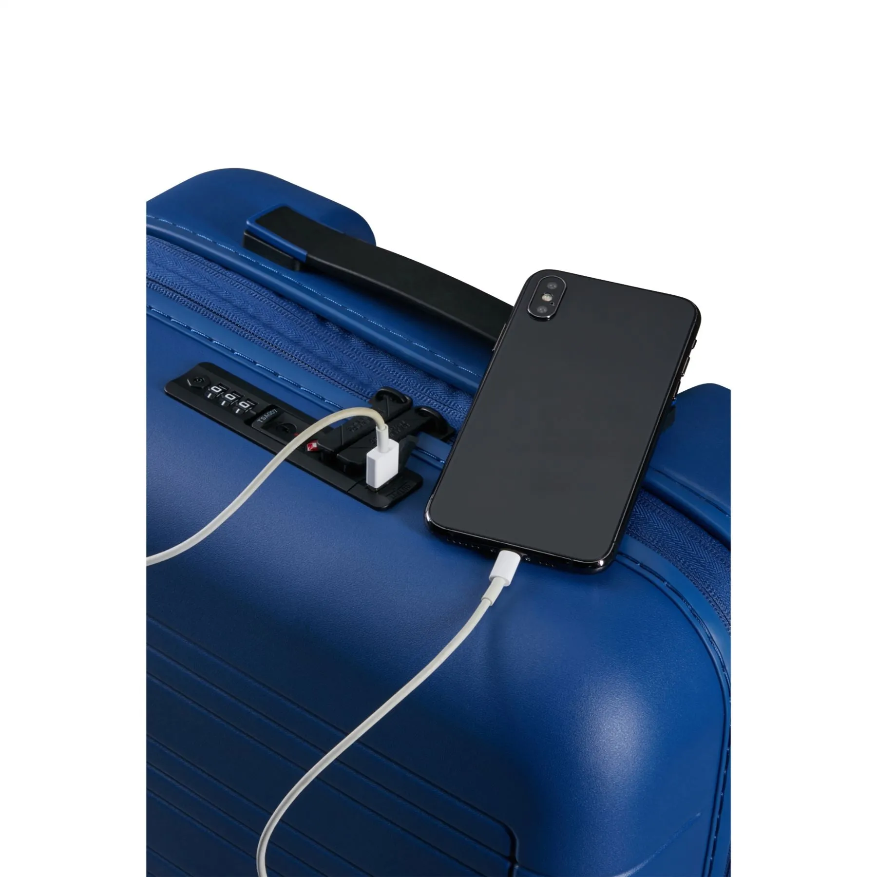 American Tourister Novastream Expanding 4 Wheeled Trolley Suitcase