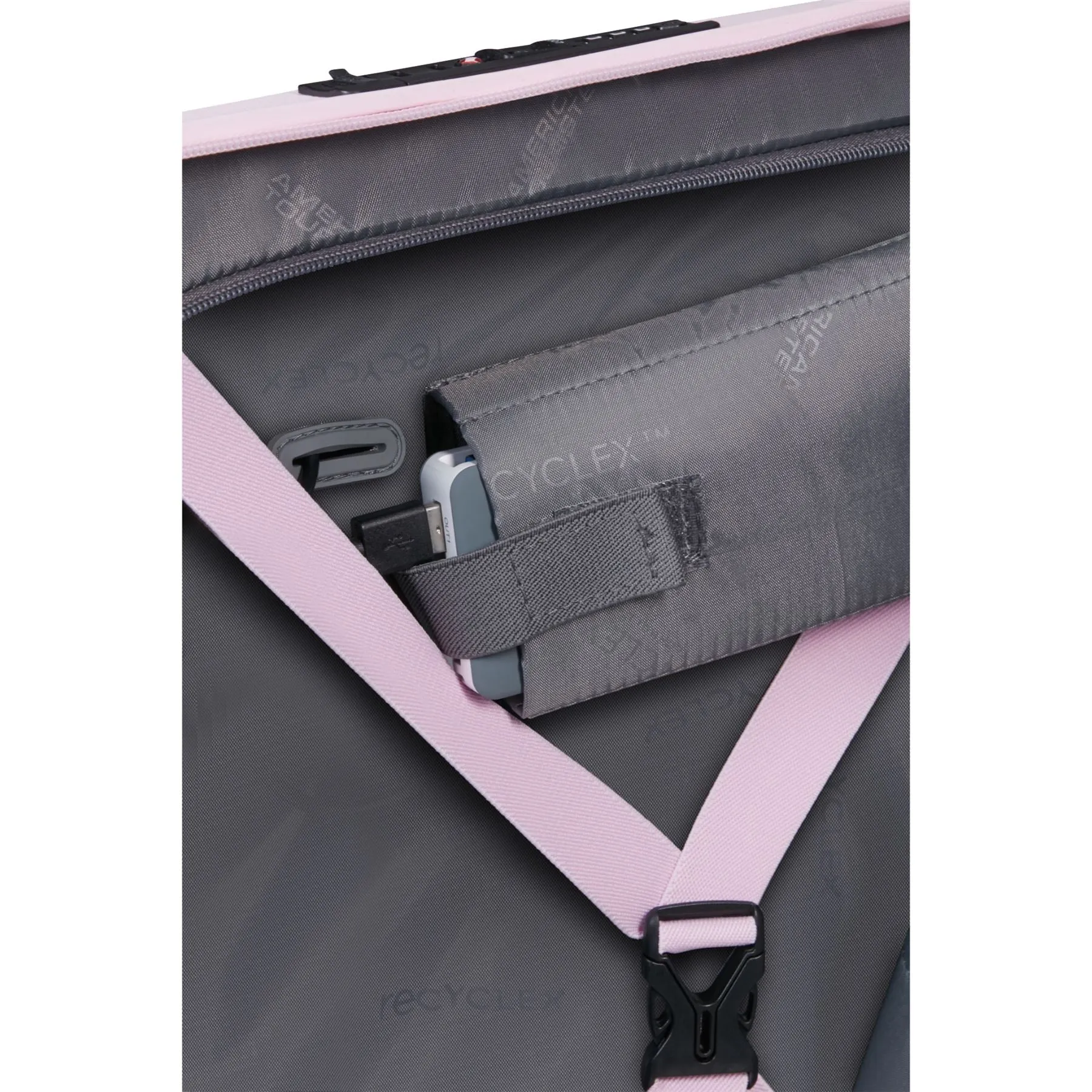 American Tourister Novastream Expanding 4 Wheeled Trolley Suitcase