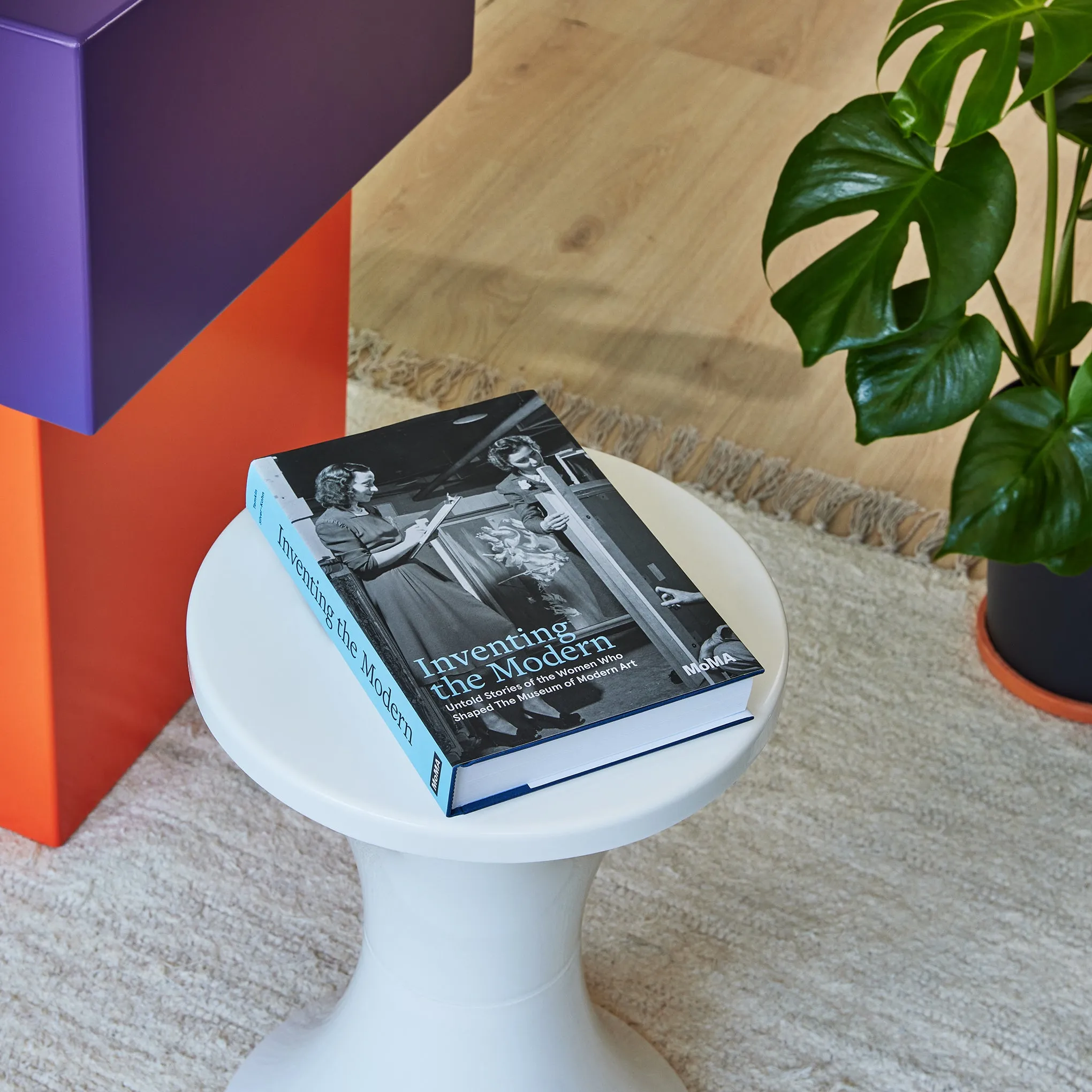 Inventing the Modern: Untold Stories of the Women Who Shaped The Museum of Modern Art - Hardcover