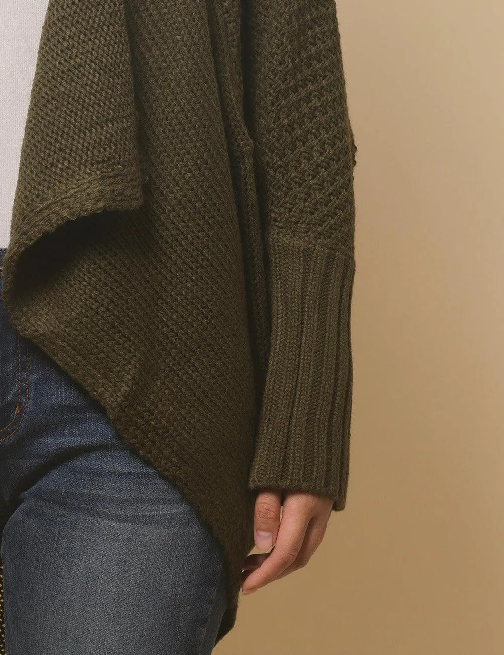 Ladies Bat Sleeves Open Front Knit Cardigan SKT4763