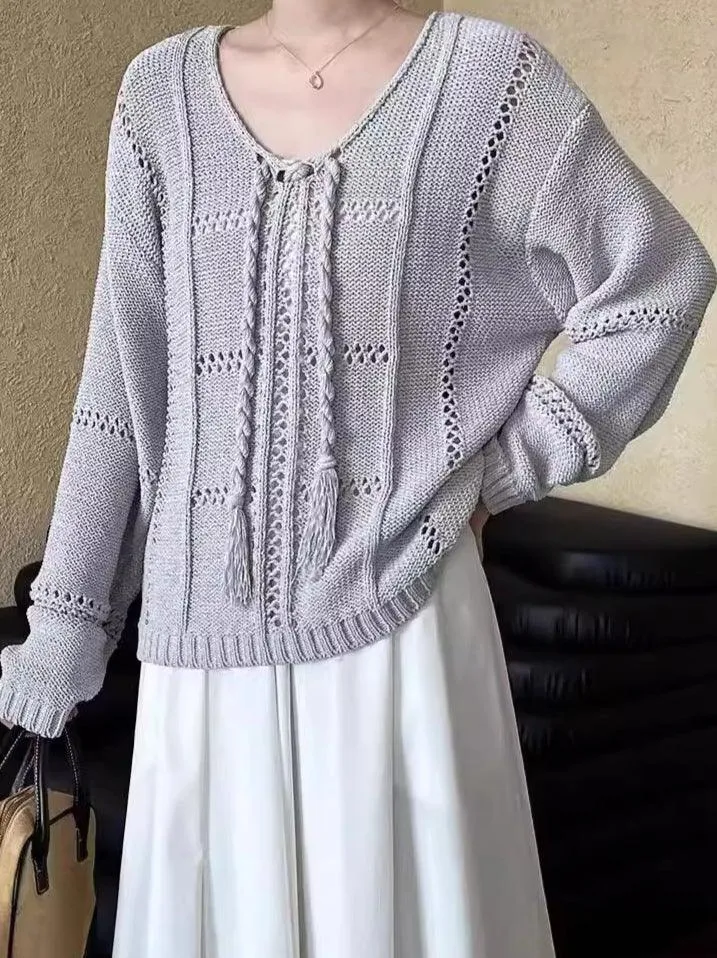 Ladies Hallow V-Neck Long Sleeves Pullover Sweater SKT4809