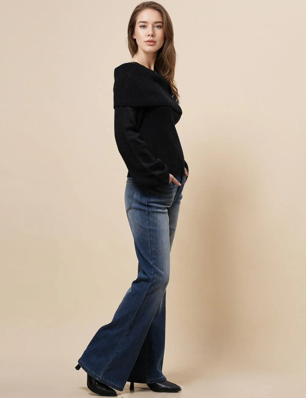 Ladies Off Shoulder Long Sleeves Knit Pullover Blouse SKT4867