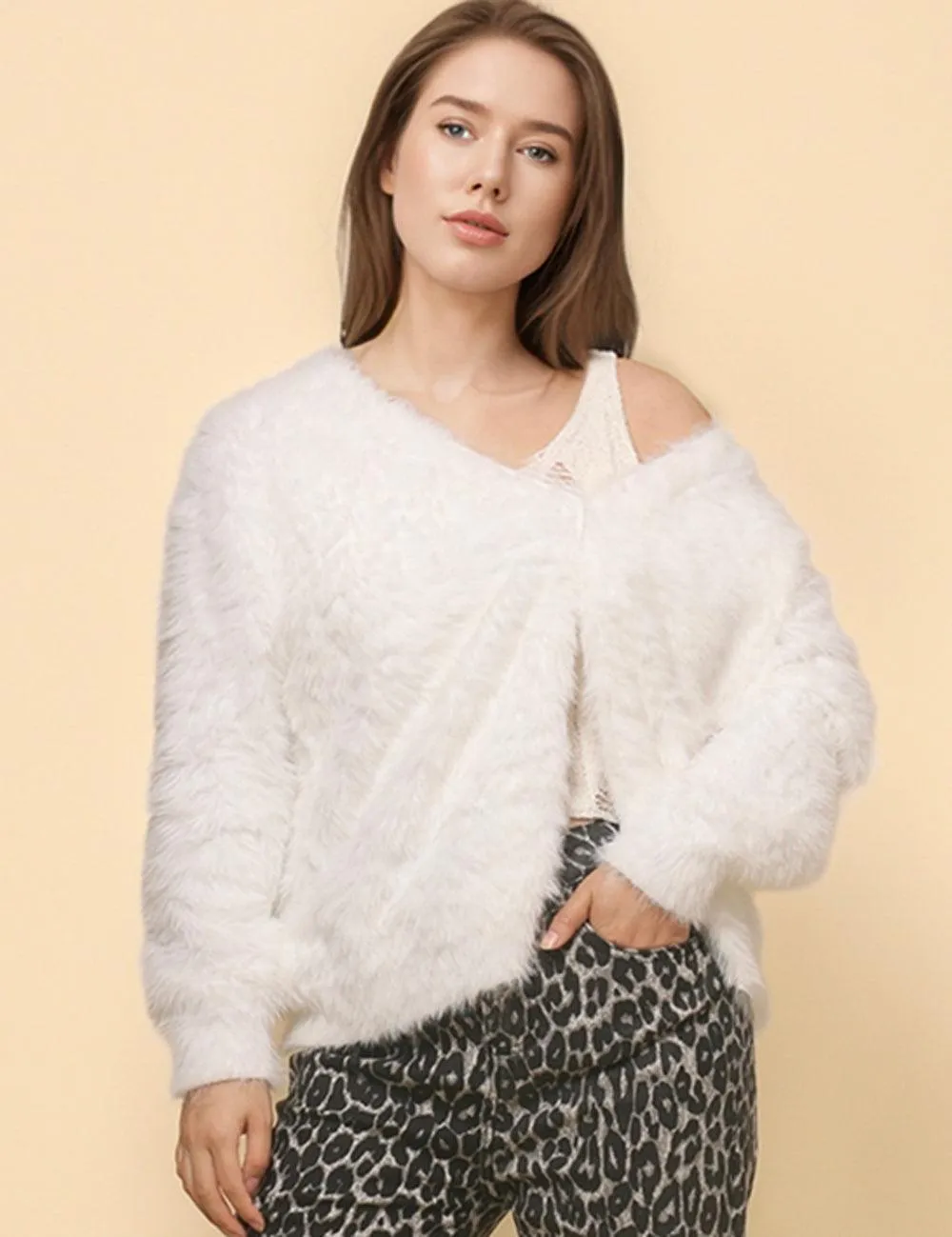 Ladies Solid Color Faux Mink V-Neck Cardigan SKT4730