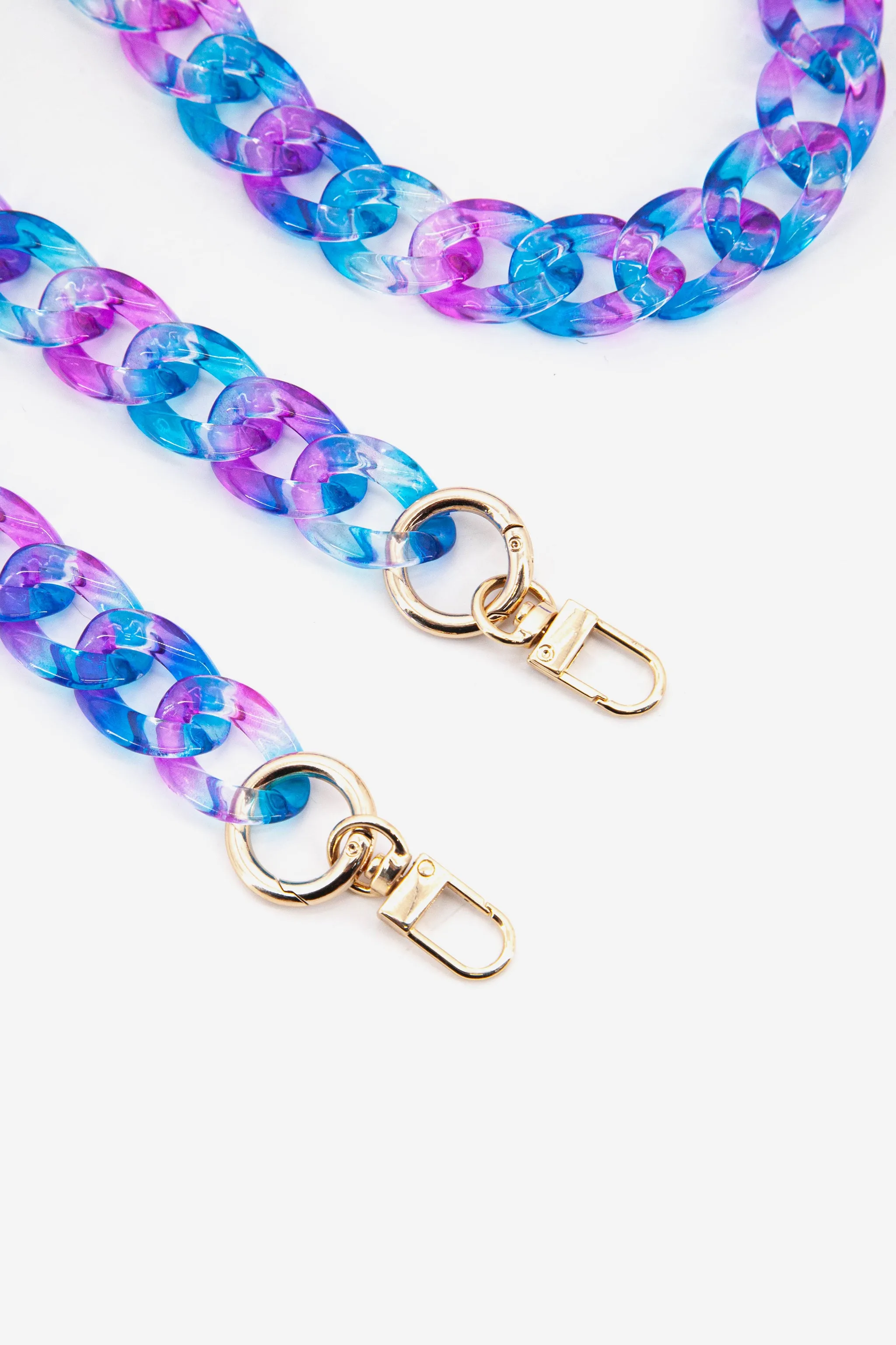 Two Tone Curb Chain Link Acrylic Bag Strap in Blue & Violet